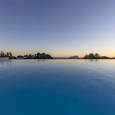 Azure By Interhome